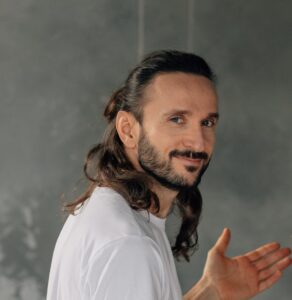 Mati - prowadzący Męski Krąg